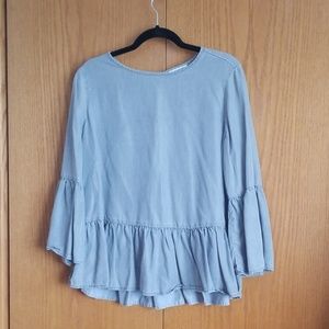 Grey Shirt with ruffle bottom, bell sleeves